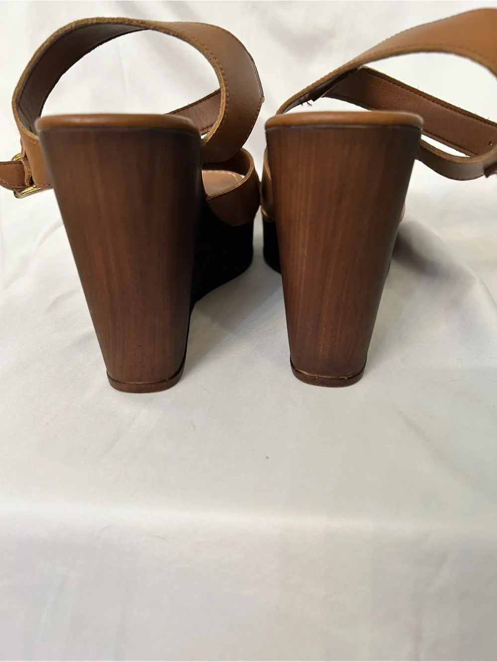 Women's Tan Cross-Strap Wedge Sandals with Ankle Buckle Made in Italy 🇮🇹